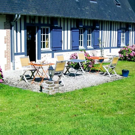 Pensión Le Manoir Du Petit Saint Pierre Honfleur